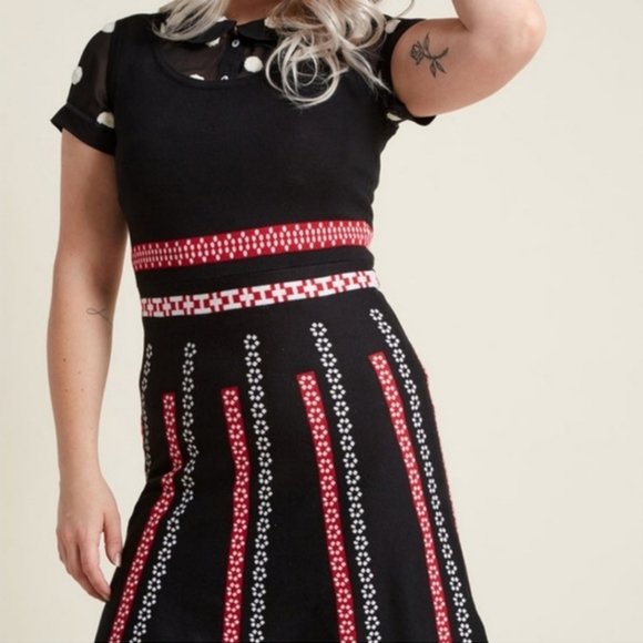 Modcloth Sweater Dress - Picture 2 of 3